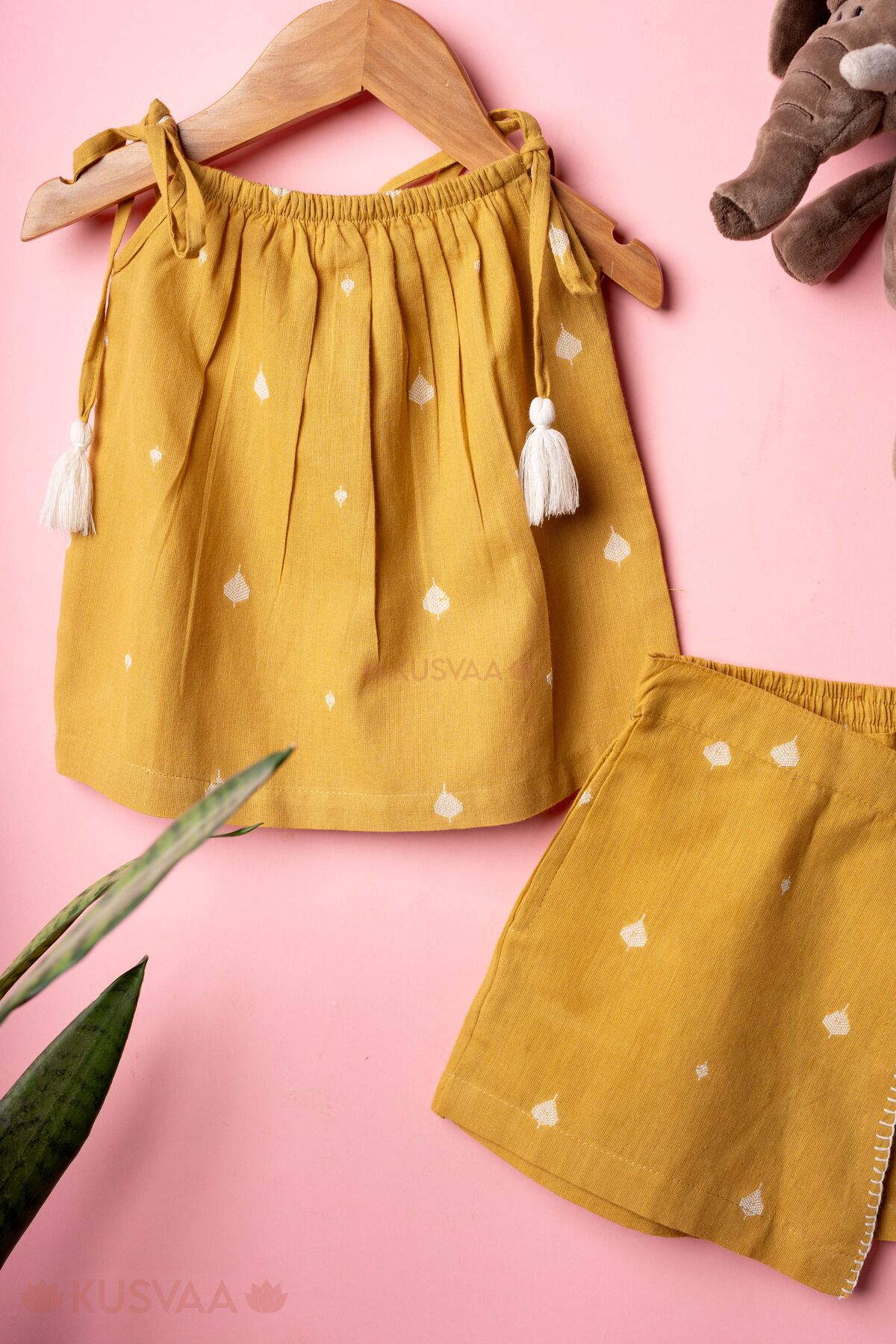 Image for Kusvaa Grw147 Harita Handloom Cotton Co Ord Set For Girls Top
