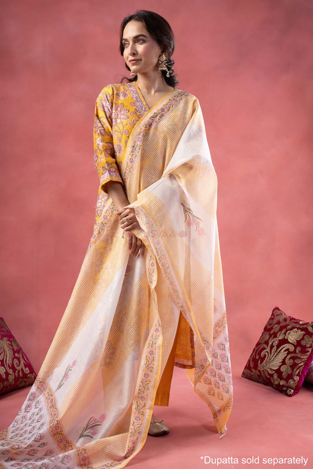 Image for Kusvaa Kds037 Anya Straight Fit Kurta Dupatta Set Front