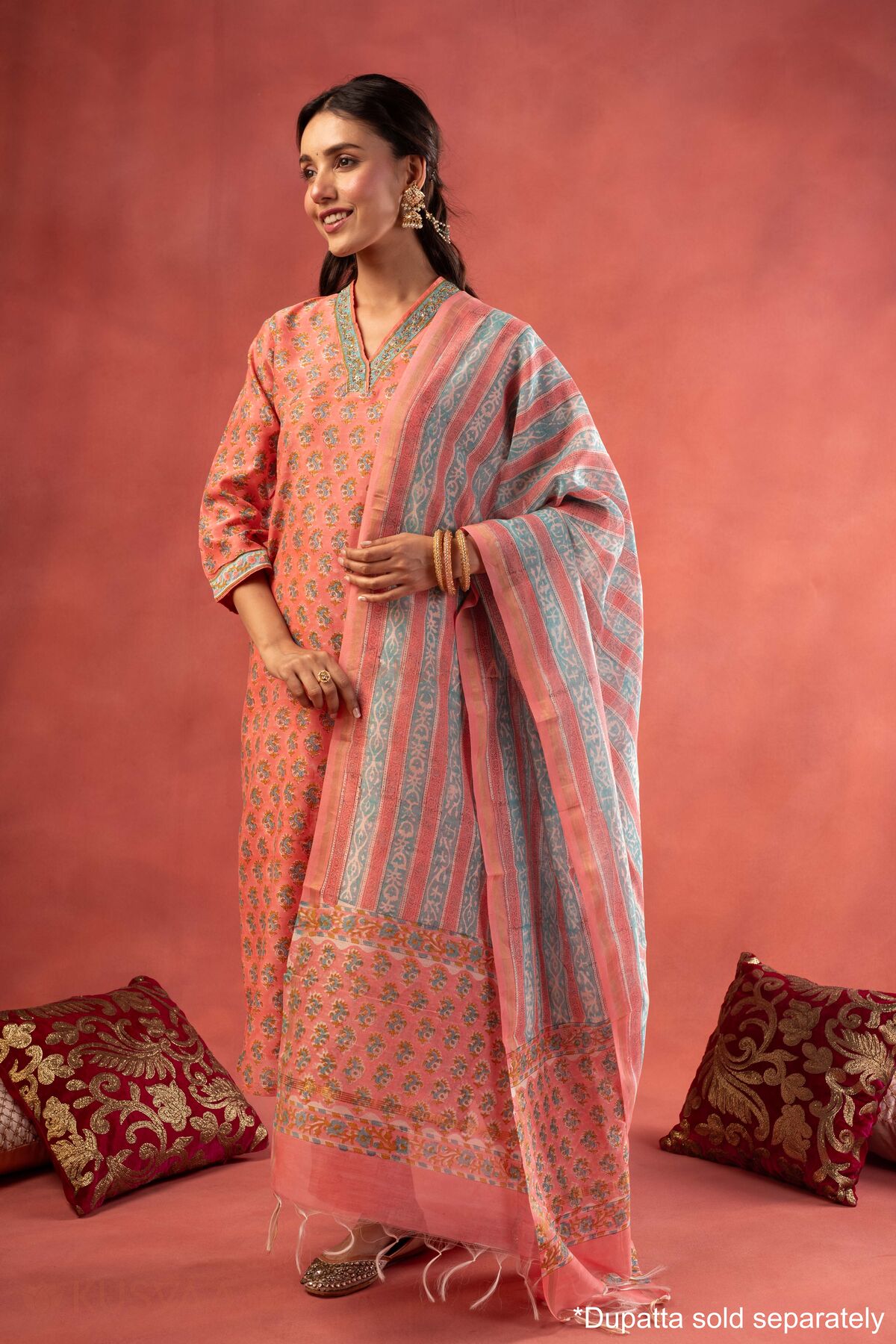 Image for Kusvaa Kds039 Charita Handblock Kurta Dupatta Set Style