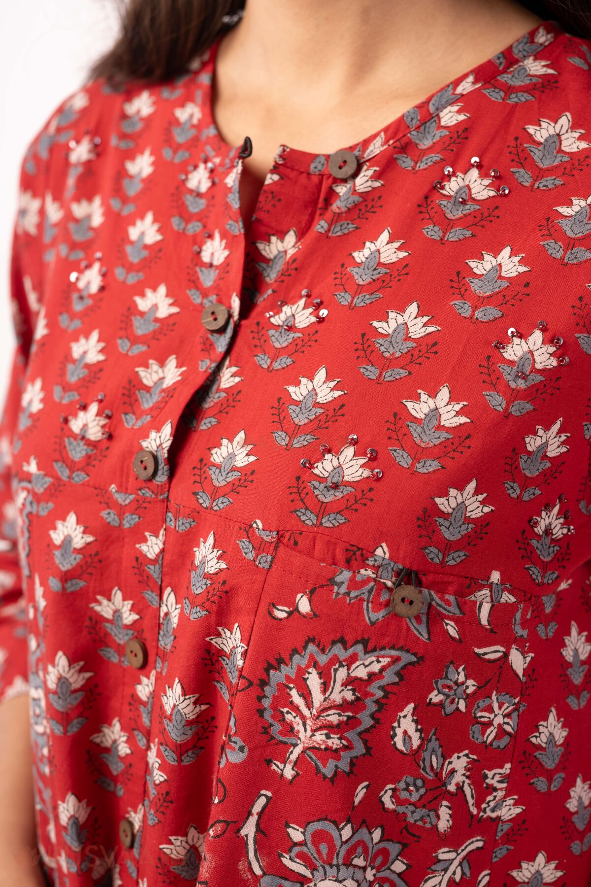 Image for Kusvaa Wkr368 Jaina Handblock Kalidaar Cotton Red Kurta Nack