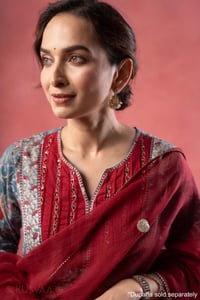 Image for Kusvaa Wkr385 Arohi Handblock Cotton Straight Fit Kurta Featured