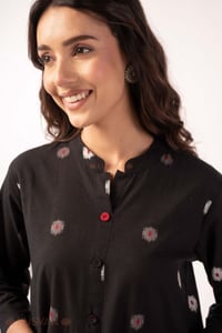 Image for Kusvaa Wkr387 Eashwari Handloom Cotton Black Kurta Featured