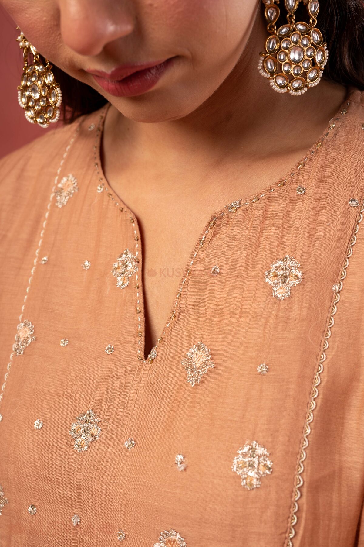 Image for Kusvaa Wkr397 Geeta Chanderi Silk Kurta Nack