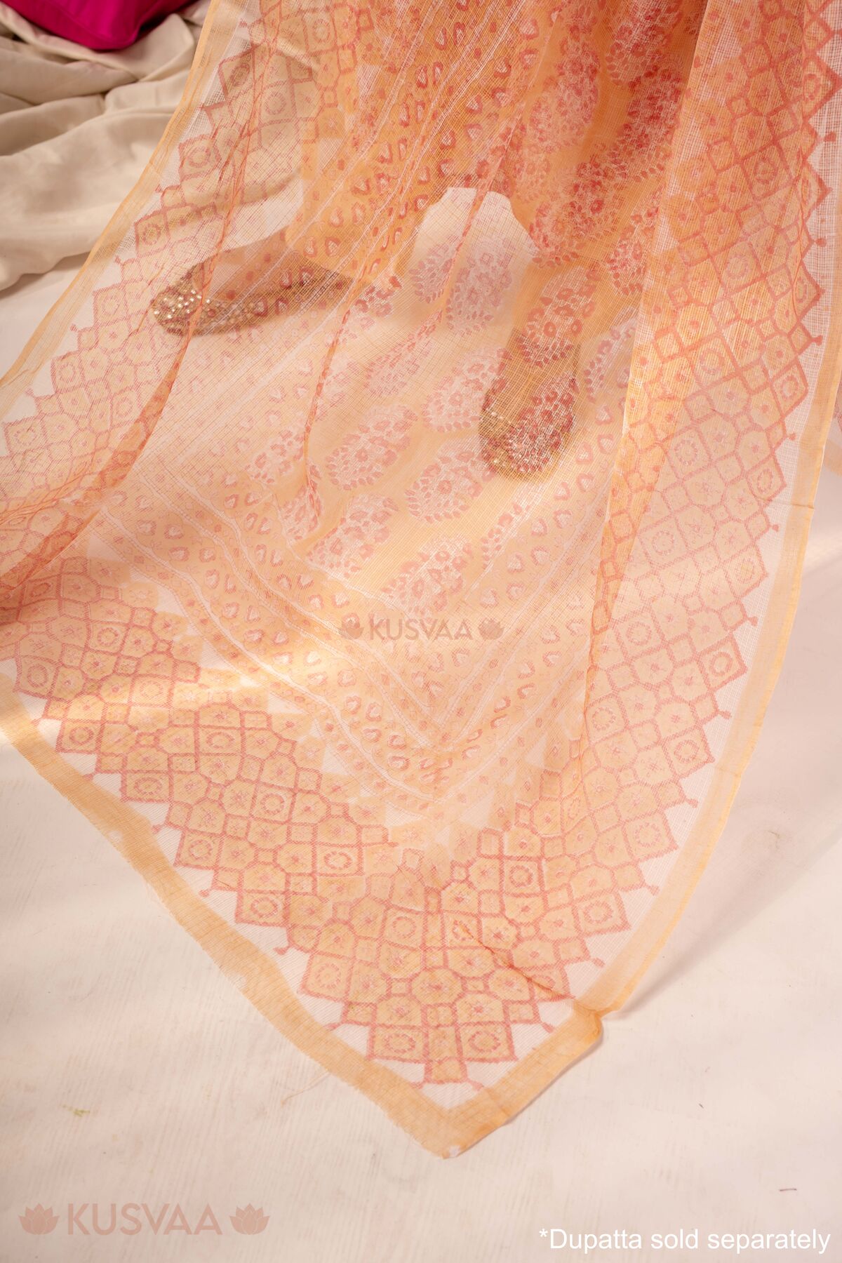 Image for Kusvaa Wkr403 Lata Handblock Muslin Kurta Dupatta