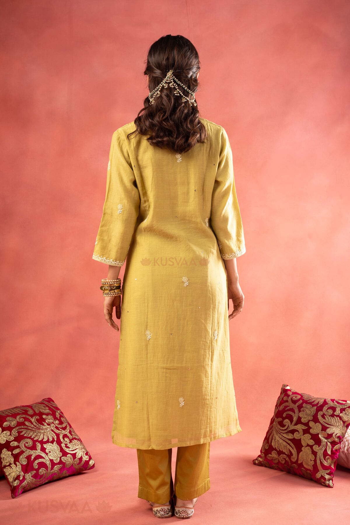 Image for Kusvaa Wkr409 Kavita Chanderi Chikankari Kurta Back