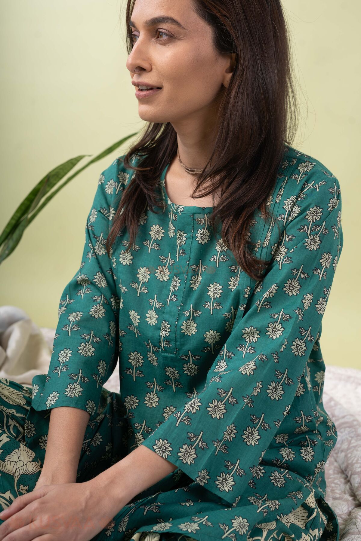 Image for Kusvaa Lwj018 Gopi Cotton Green Nightsuit Set Style