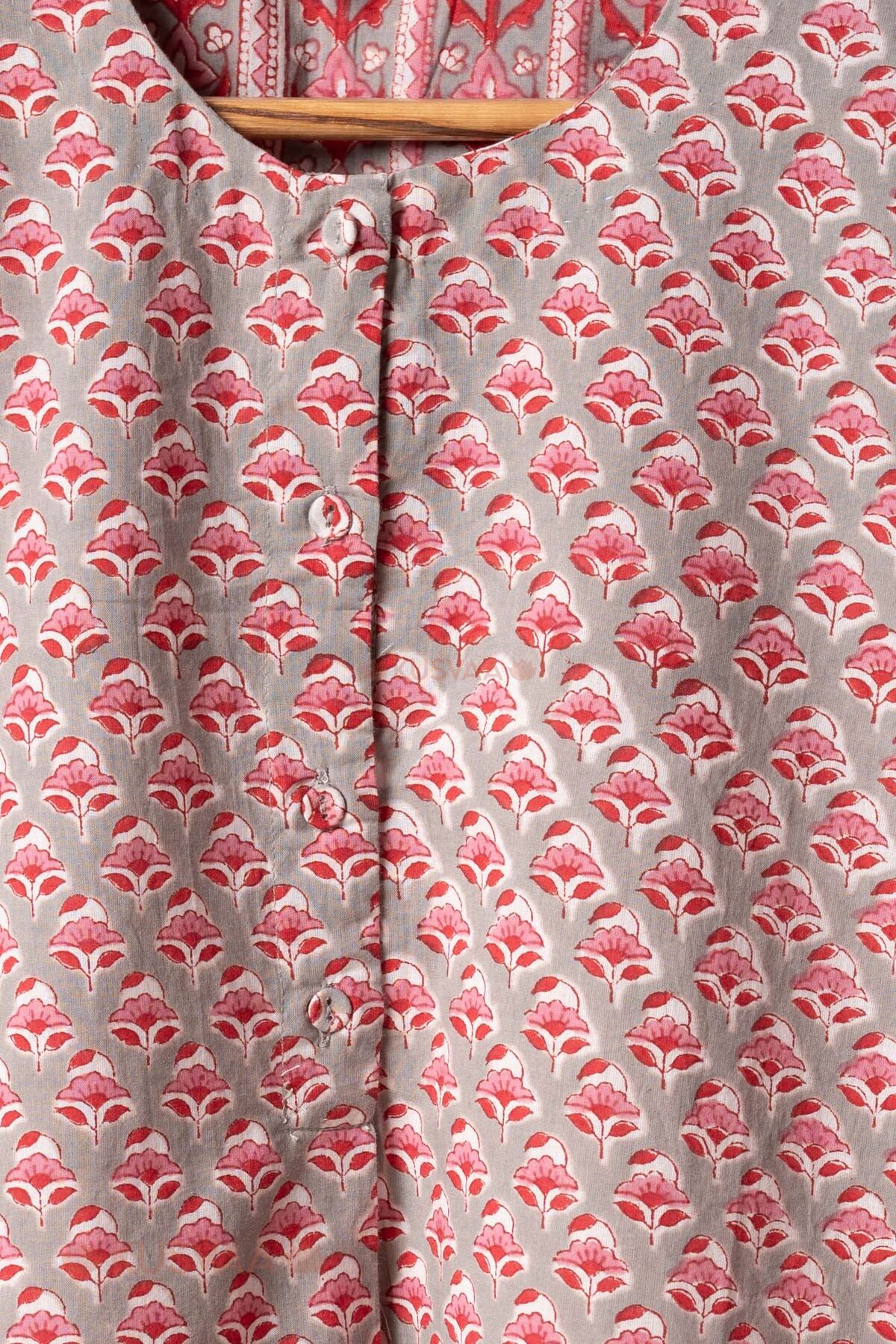 Image for Kusvaa Shk085 Ishita Handblock Short Top Detailing