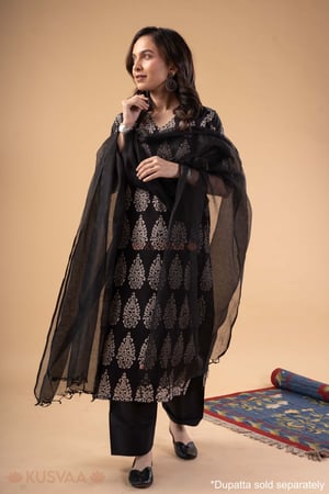 Image for Kusvaa Wkr401 Jayanti Handblock Cotton Kurta Front