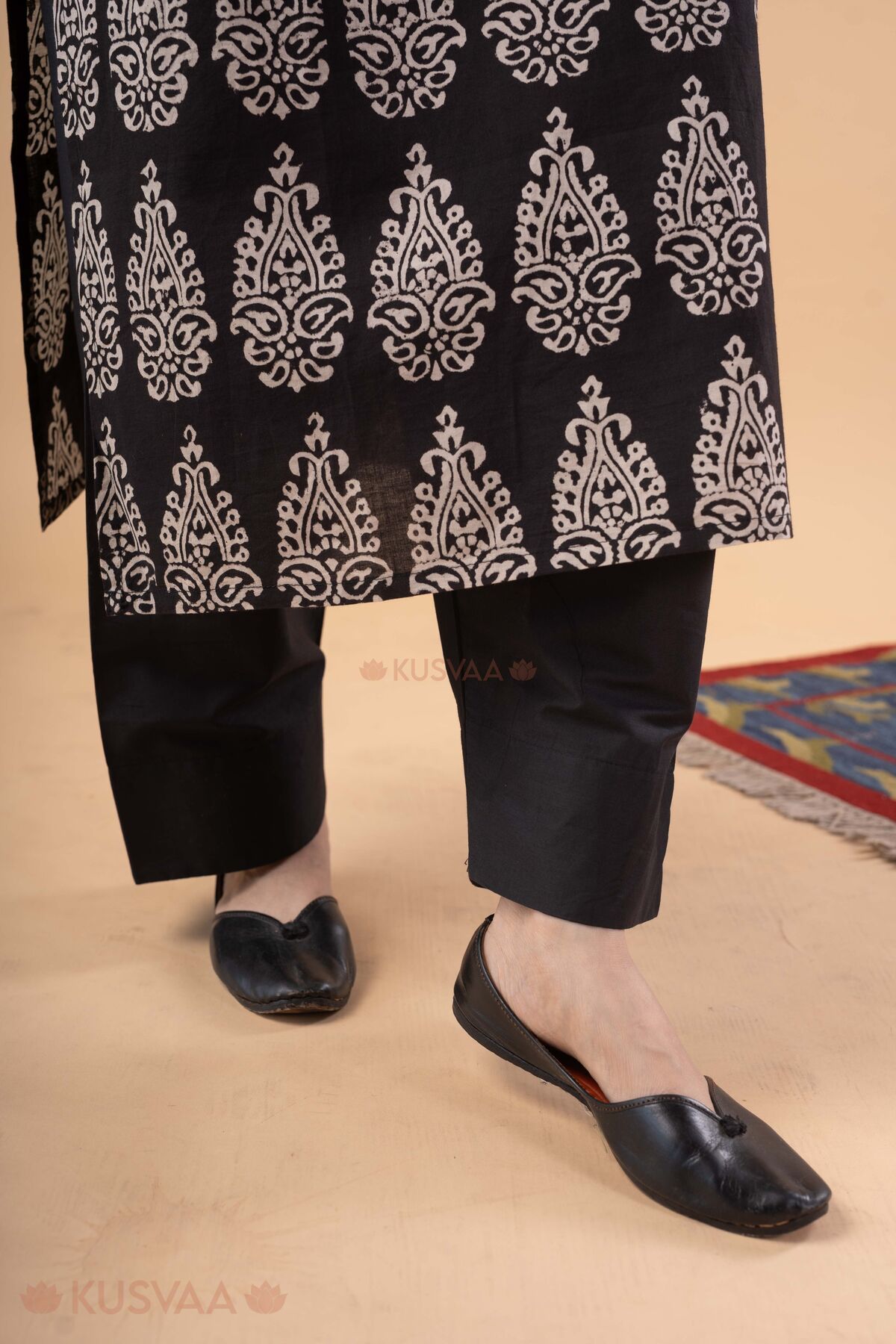 Image for Kusvaa Wkr401 Jayanti Handblock Cotton Kurta Pantside