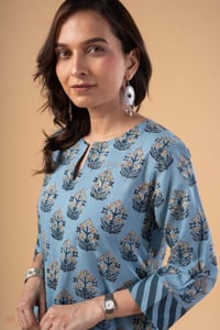 Image for Kusvaa Wkr406 Gunjan Handblock Cotton Kurta Featured