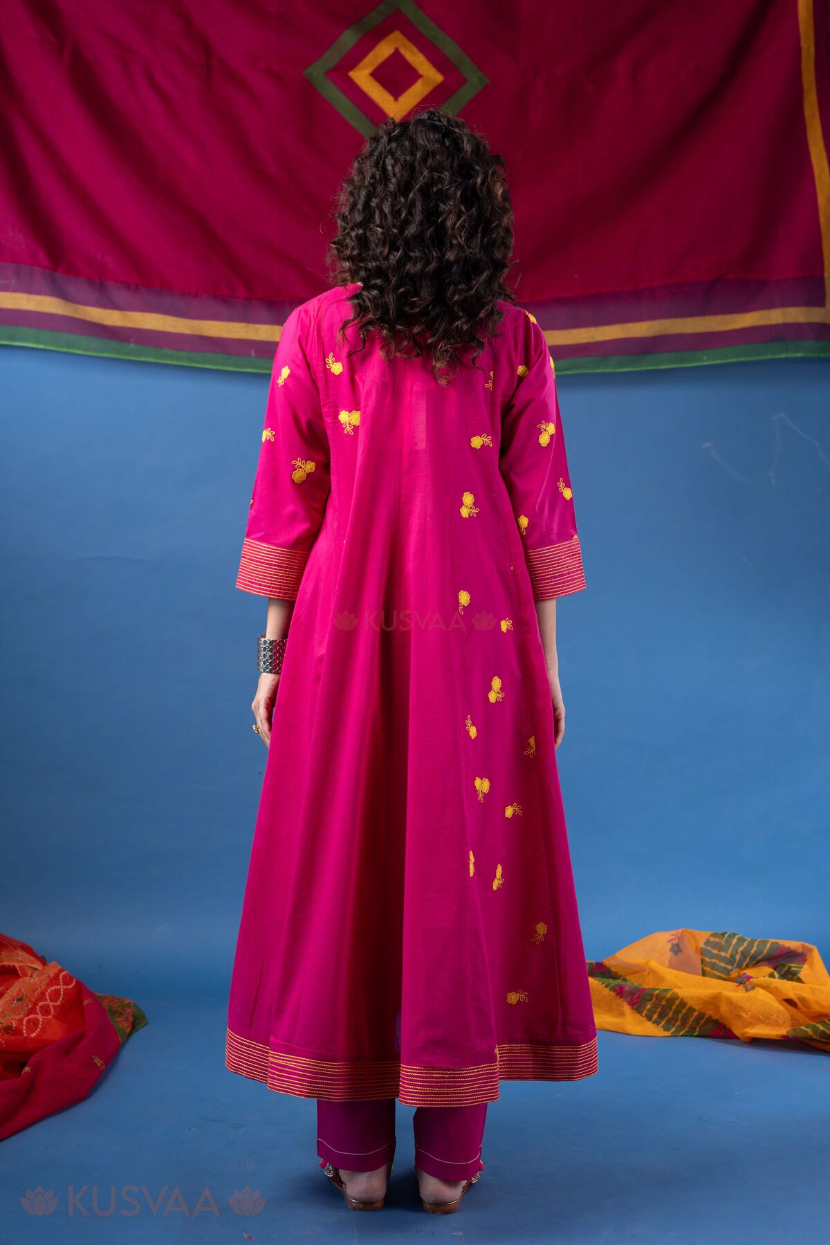 Image for Kusvaa Cood177 Kavya Cotton Kurta Pant Set Back