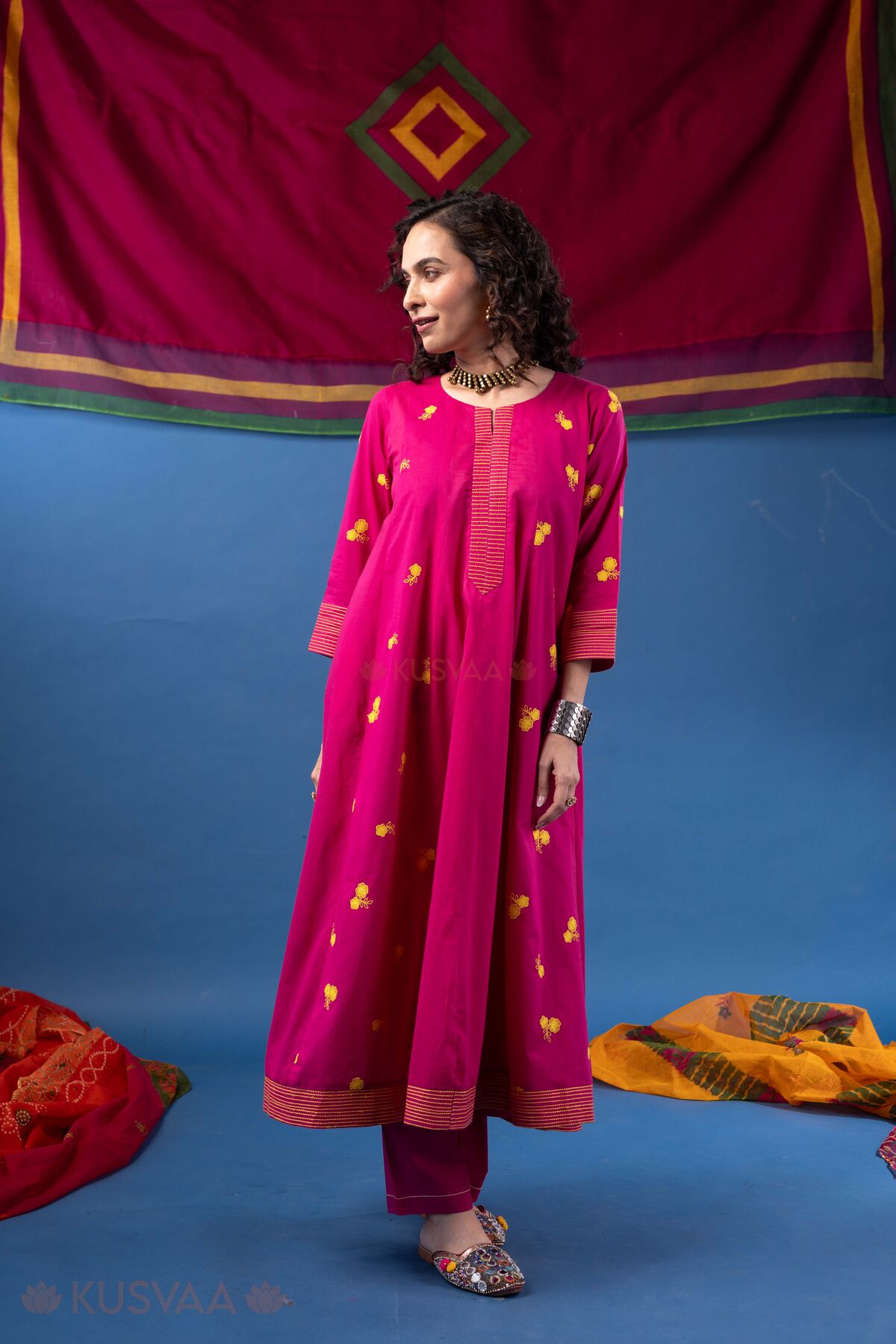 Image for Kusvaa Cood177 Kavya Cotton Kurta Pant Set Side