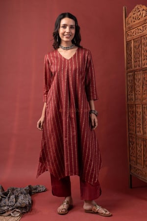 Image for Kusvaa Cood185 Chandrika Slik A Line Kurta Pant Set Front