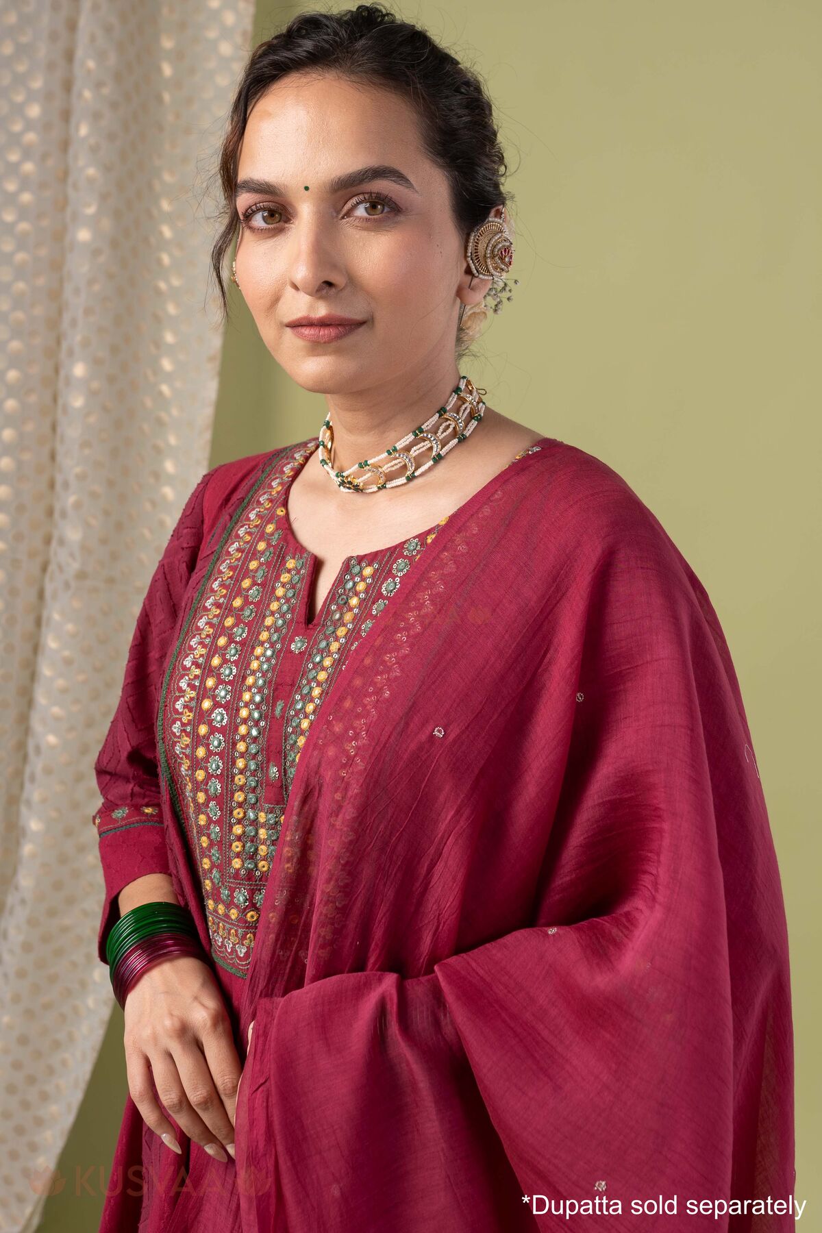 Image for Kusvaa Cood193 Jagrati Cotton Dobby Kurta Pant Set Closeup