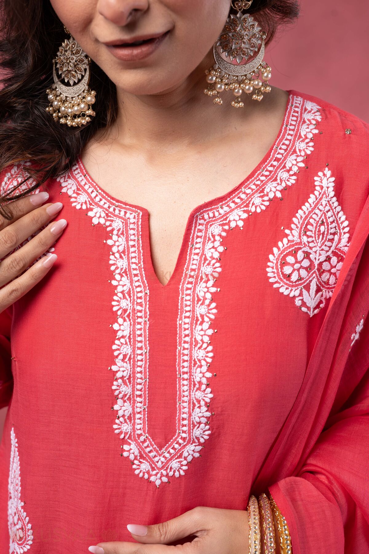 Image for Kusvaa Kds042 Chanchal Chanderi Kurta Dupatta Set Closenack