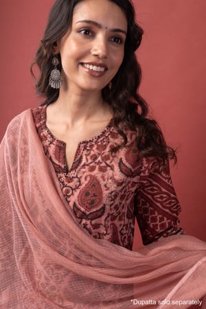 Image for Kusvaa Wkr418 Chintan Handblock Cotton Kurta Closeup