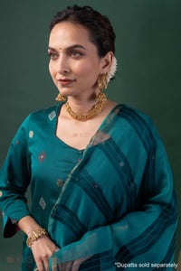 Image for Kusvaa Wkr430 Eshani Chanderi Green Kurta Closeup