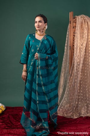 Image for Kusvaa Wkr430 Eshani Chanderi Green Kurta Full