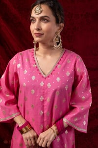 Image for Kusvaa Wkr436 Gita Chanderi Pink Kurta Featured