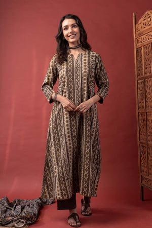Image for Kusvaa Wkr438 Kalika Cotton A Line Kurta Front