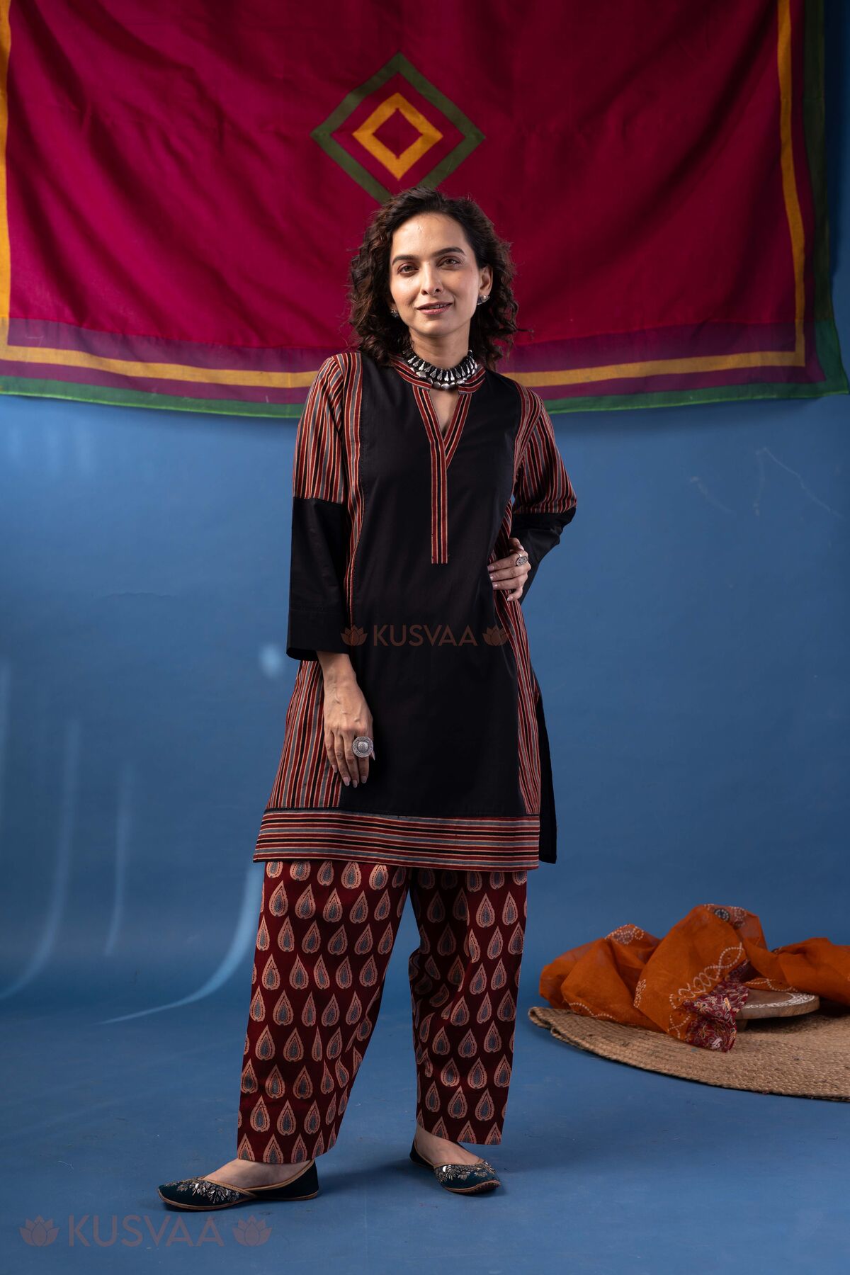 Image for Kusvaa Wkr439 Kaavya Cotton Kalidaar Kurta Front