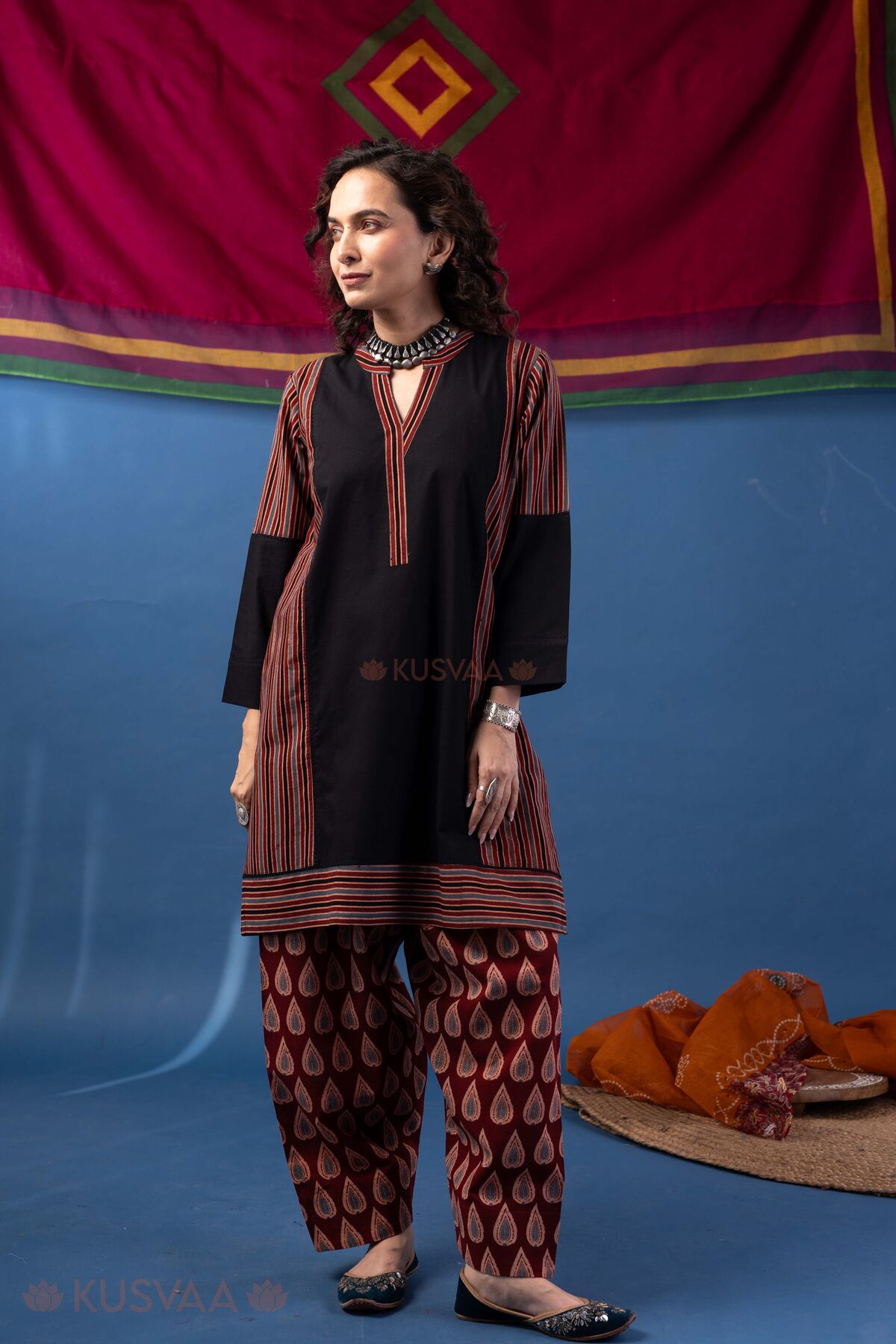 Image for Kusvaa Wkr439 Kaavya Cotton Kalidaar Kurta Style