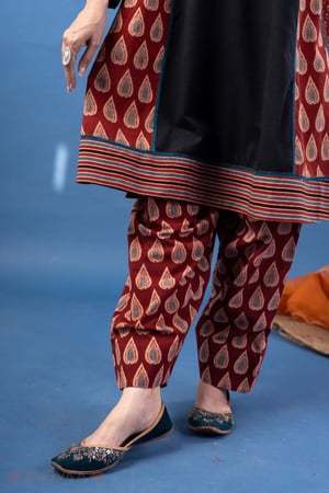 Image for Kusvaa Wkr441 Navami Cottton Maroon Kurta Bottom