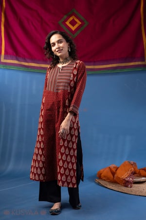 Image for Kusvaa Wkr442 Neha Cottton Maroon Kurta Walking