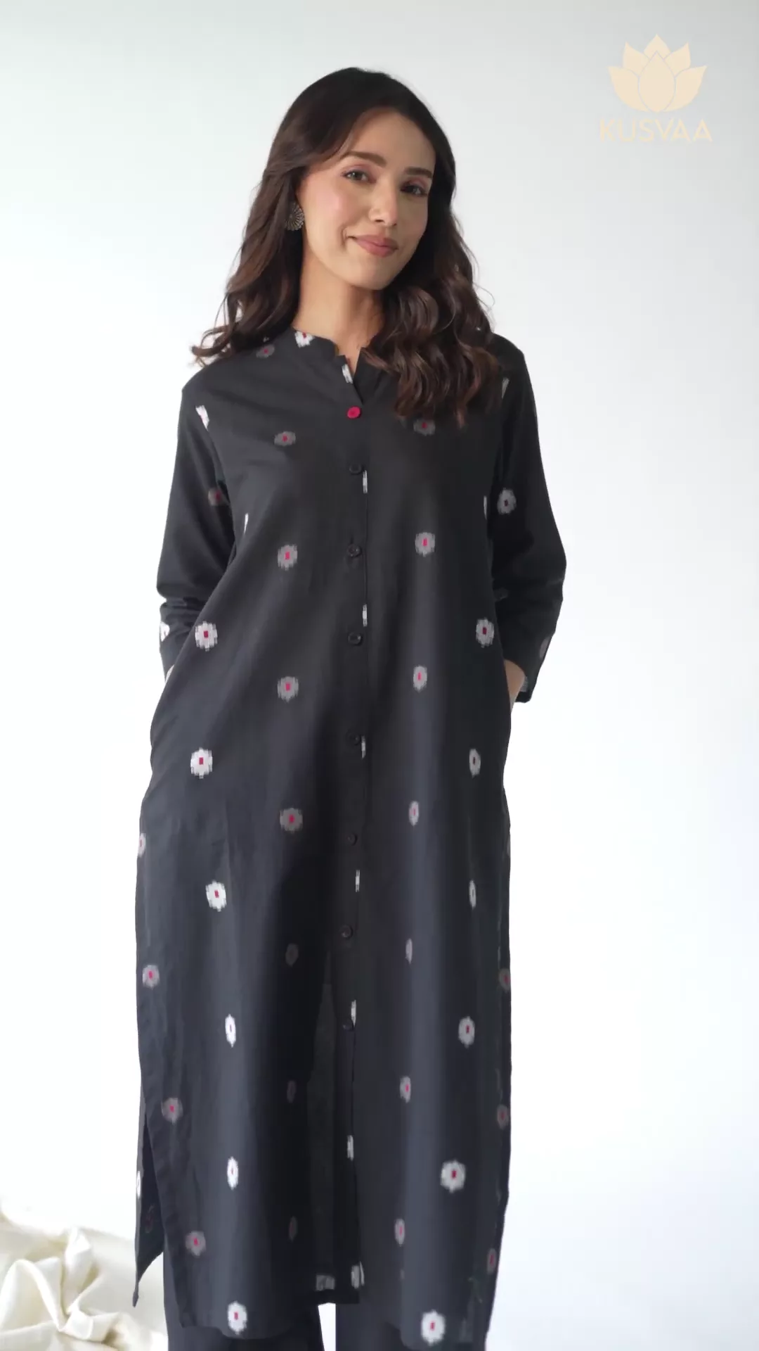 Eashwari Handloom Cotton Black Kurta